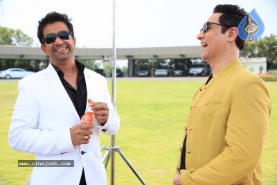 Iruvar Oppandham Movie Working Stills And Photos - 30 of 63