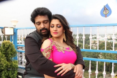 Iruvar Oppandham Movie Working Stills And Photos - 31 of 63