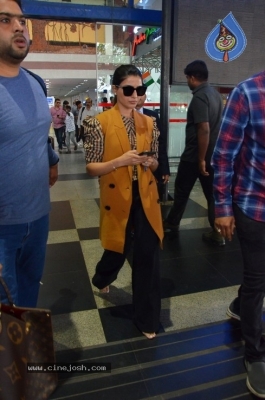 Jaanu Team at Vizag Airport - 9 of 17