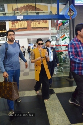 Jaanu Team at Vizag Airport - 10 of 17