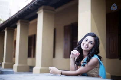 Kaadhali Movie New Photos - 7 of 21