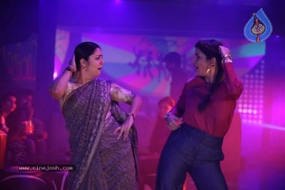 Kaatrin Mozhi Movie Stills - 1 of 4