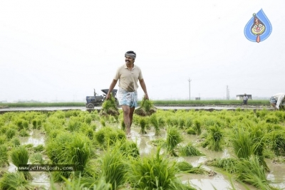 Kadai Kutty Singam Tamil Movie Stills - 4 of 9