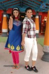 Kalakalappu Tamil Movie Stills - 5 of 42