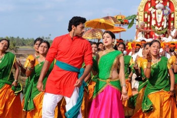 Kanche Movie New Photos - 2 of 9
