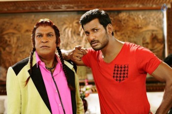 Kaththi Sandai Tamil Movie Photos - 13 of 19