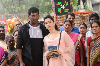 Kaththi Sandai Tamil Movie Pics - 2 of 35