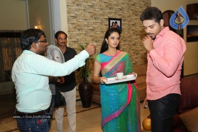 Kutumba Katha Chitram Working Stills - 10 of 63