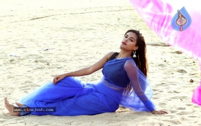 Loka Tamil Movie Stills - 4 of 32