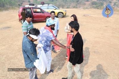 M6 Movie Working Stills - 6 of 21