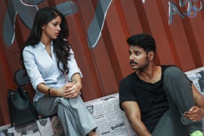 Maayavan Tamil Movie Photos - 5 of 21
