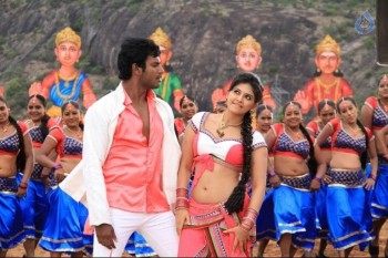 Mada Gaja Raja Tamil Film Photos - 4 of 13