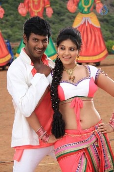 Mada Gaja Raja Tamil Film Photos - 11 of 13