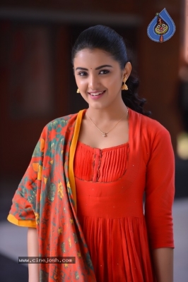 Malavika Sharma Stills in Nela Ticket Movie - 3 of 5