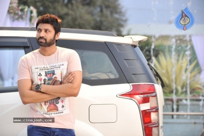 Malli Raava Working Stills - 2 of 14