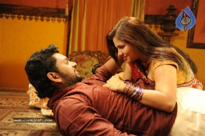 Malli Tamil Movie Stills - 4 of 27