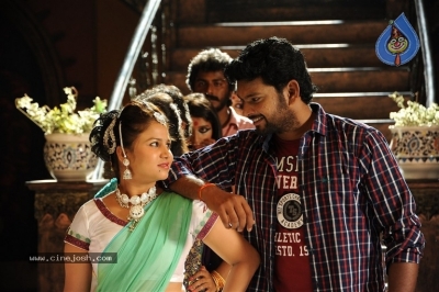 Malli Tamil Movie Stills - 32 of 27