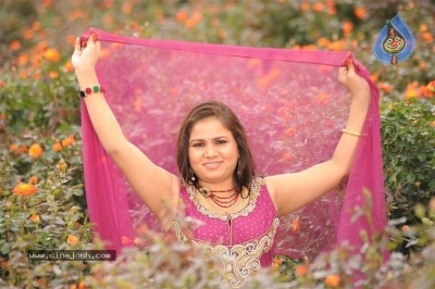 Malli Tamil Movie Stills - 16 of 27