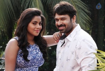 Manal Kayiru 2 Tamil Film Photos - 25 of 27