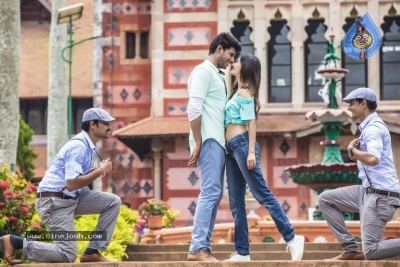 Manasuku Nachindi Movie Stills - 2 of 5