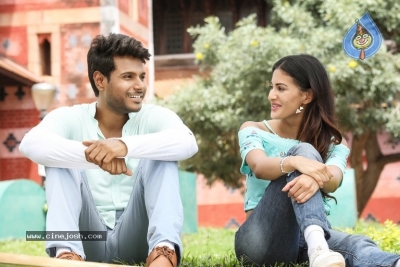 Manasuku Nachindi Movie Stills - 3 of 4