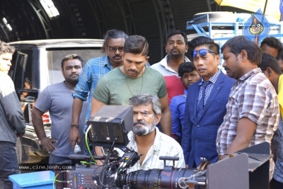 Naa Peru Surya Movie Working Stills - 23 of 30