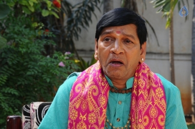 Naa Route Separate Movie Working Stills - 14 of 21