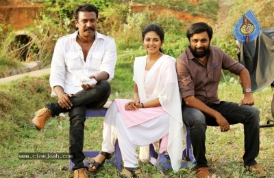 Naadodigal 2 Tamil Movie Stills - 6 of 13