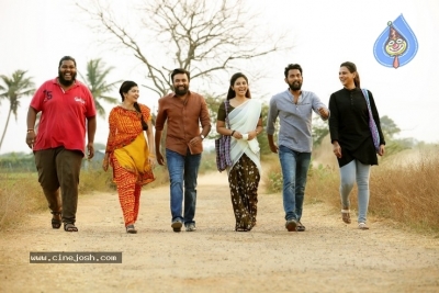Naadodigal 2 Tamil Movie Stills - 13 of 13