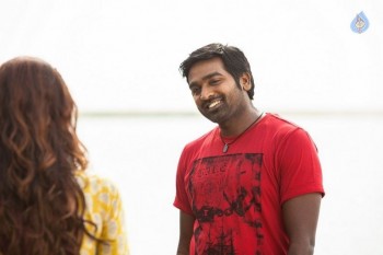 Naanum Rowdydhaan Movie Photos - 13 of 14