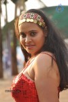 Nadodi Kkoottam Tamil Movie Hot Stills  - 4 of 31