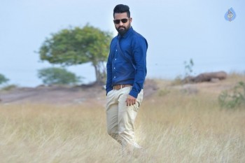 Nannaku Prematho New Posters and Photos - 8 of 9