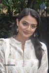 Nee Naan Mattum Tamil Movie Stills - 16 of 30