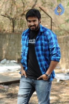 Neethone Hai Hai Movie Stills - 4 of 5