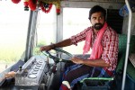 Nerungi Vaa Muthamidathe Tamil Movie Stills - 9 of 108