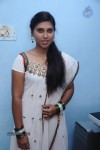 Ninnaiye Radhiyendru Ninaikkindrenadi Tamil Movie Stills - 33 of 96