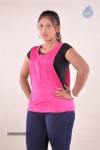 Ninnaiye Radhiyendru Ninaikkindrenadi Tamil Movie Stills - 88 of 96