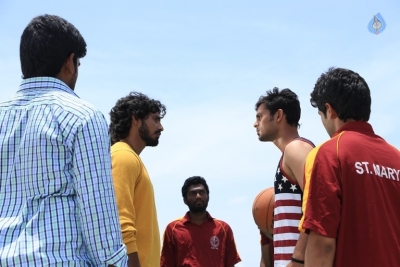 O Pilla Nee Valla Movie New Pics - 5 of 9