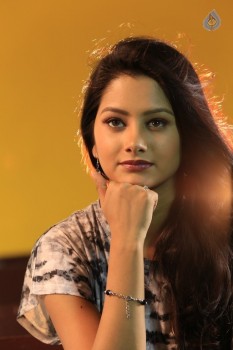 O Pilla Nee Valla Movie Photos - 4 of 4