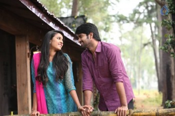 Oka Manasu Movie Stills and Posters - 20 of 48