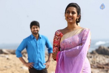 Oka Manasu Movie Stills and Posters - 33 of 48