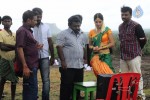Oruvar Meethu Oruvar Sainthu Tamil Movie Stills - 22 of 77