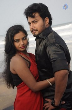 Paarkalaam Pazhagalam Tamil Film Photos - 17 of 27