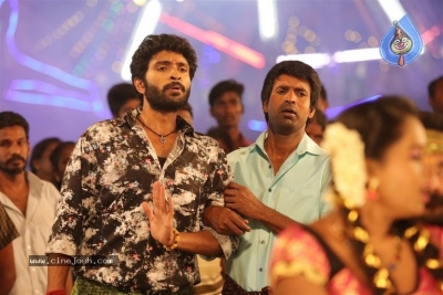 Pakka Movie Working Stills And Photos - 23 of 32