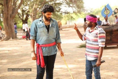 Pakka Movie Working Stills And Photos - 27 of 32