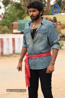Pakka Movie Working Stills And Photos - 28 of 32