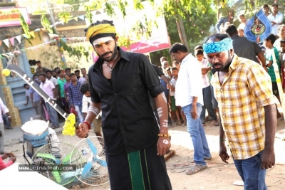 Pakka Movie Working Stills And Photos - 30 of 32