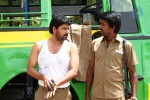 Pattaya Kelappanum Pandiya Tamil Movie Stills - 13 of 39