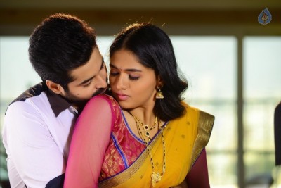 Pelliki Mundu Prema Katha Posters and Photos - 7 of 16