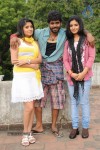 Pongadi Neengalum Unga Kadhalum Tamil Movie Stills - 13 of 19